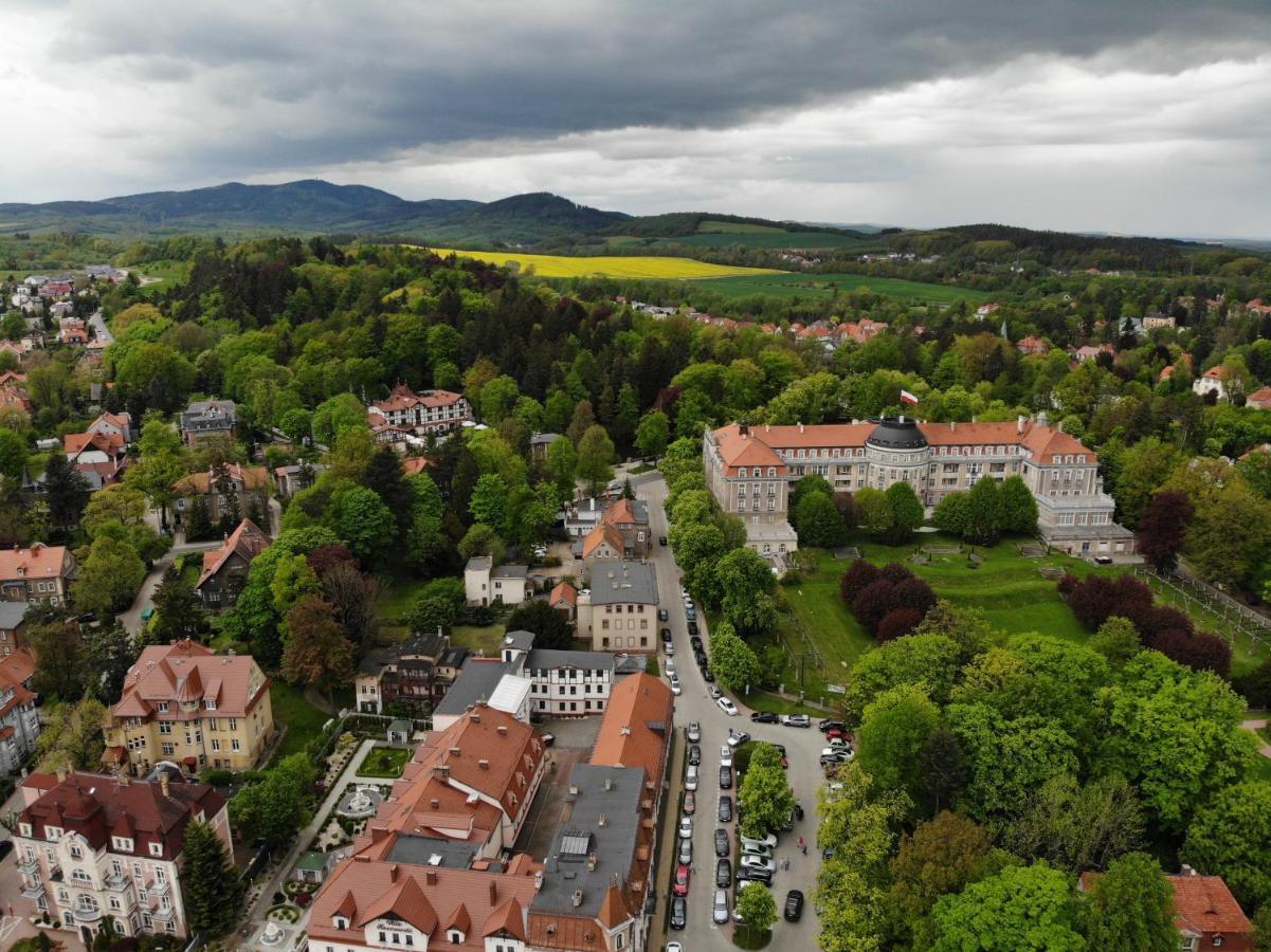 Rezydencja Bohema Szczawno-Zdroj Exterior photo